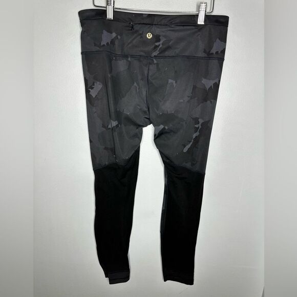 Lululemon All You Need Tight *Full-On Luxtreme Blue Black Camo Sz 10 - Picture 1 of 3